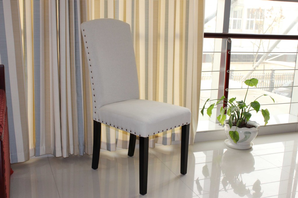 安吉餐椅 融合时尚设计与实用本色的家居优选